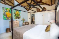 Luxury and Privacy 3 King Suites Central Location