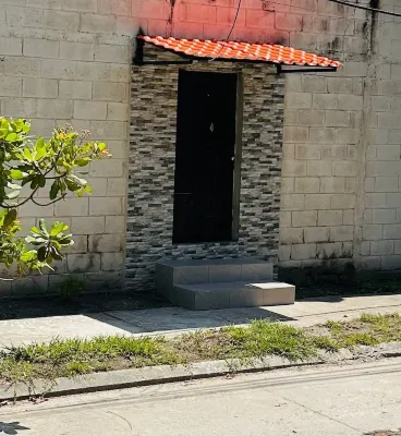 Cozy San Pedro Sula apartment with WiFi, AC, full kitchen, and comfy living room Hotels in 