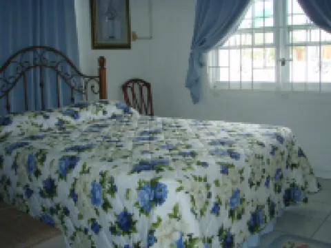 White Sands Retreat - Beachside at Beacon Hill