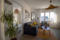 APARTMENT T2 150 m FROM THE SEA BEACH 800m EVERYTHING ON FOOT ( WI-FI) BICYCLES