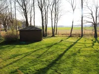 Spacious, comfortable vacation home on Rügen in Putbus for 2 to 8 people Hotels in Putbus