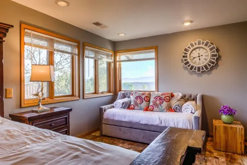 Peaceful Luxury West Sedona Heated Pool & Hot Tub