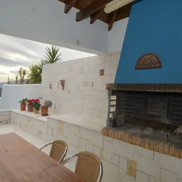 Villa Stella,  swimming pool, by the beach,  close to Athens