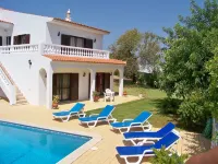 Large private villa, saltwater pool, great holiday in the Algarve