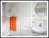 New quiet 100m² apmnt for 2-6 pers, friends, families, disabled; terrace, garden, billard