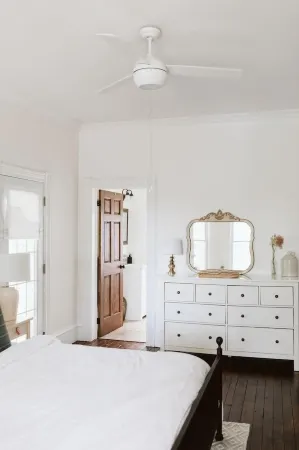 Charming Four Seasons Lake Front Renovated Cottage in Bala, Moon River Muskoka