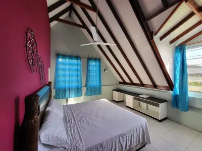 Balisier Apt 5 - Spacious upscale 2-bedroom apartment with breathtaking views.