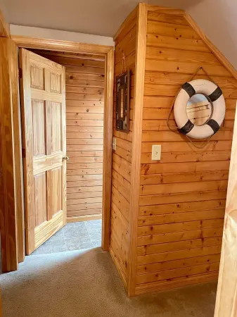 Lake Michigan views! Complimentary housekeeping with monthly stays Mar-Apr.