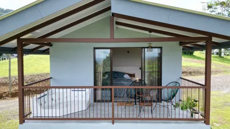 Mountain cabin experience, enjoy unique sunrises