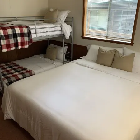 Lake Access, Central A/C, Arcade Games + MORE!