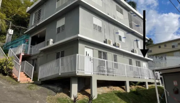 Remodeled apartment near beach