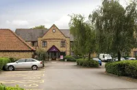 Premier Inn Hull West Hotels in Hessle