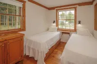 The Brown House. Indoor pool - Spa - Sauna - Gameroom