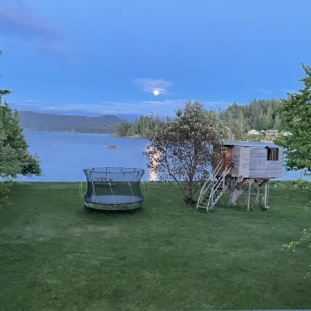 2 bedroom Oceanfront  - Billing spit