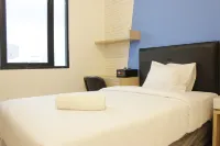 Zest Studio Semi Apartment at the Lodge Paskal Near Binus University Hotels in Ciroyom