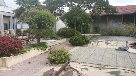 The Originals City, Logis d'Elbée, Cholet Nord Отели в г. Севрмуан