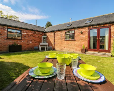 1 Pines Farm Cottages Hotels in Tadcaster