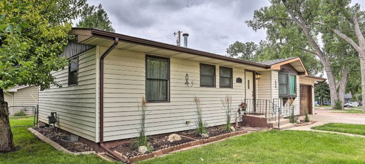 Canyon Lake, Sturgis Rally Home w/ Fenced Yard Hotels in Pennington County