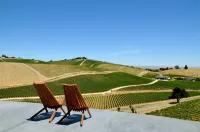 Sirena Vineyard Resort Hotels in Paso Robles