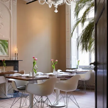 Hotel Les Charmes Отели рядом с достопримечательностью «Хегум»