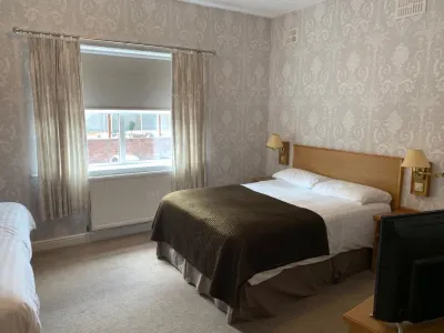 Waterford Lodge Hotel Hotels in Станнингтон