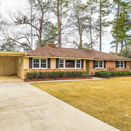 Walk to Powderhouse Polo Fields: Aiken Getaway