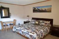 The Village Inn Motel and Restaurant