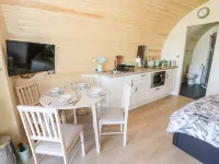 Ailsa Craig Hotels in Abberley