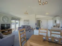 E19 The Warren Hotels in Abersoch