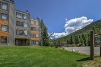 Mall 1421 by SummitCove Lodging Hotels in Keystone