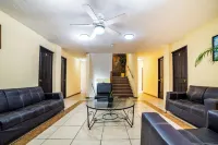 OYO Hotel Bugambilia San Luis Potosi - 2-Star