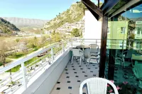 Hotel & Restaurant White City - Mountain view