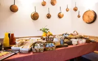 Hotel Restaurant la Barme - breakfast
