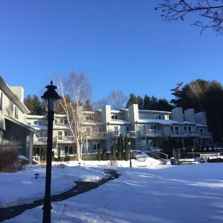 Evergreen Hill Condominiums