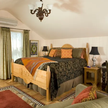 Four Kachinas Bed & Breakfast Inn