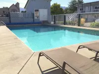 Golden Sands Resort Motel - Swimmingpools