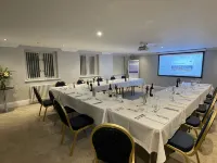 The Kings Head Country Hotel Hotels in Bircham