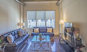 2Br Fully Furnished Apartment - Great Location in Midtown 2 Bedroom Apts by RedAwning