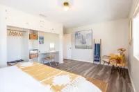 Sukha Life Retreat - Beautiful Views, Close to Jtnp W/Hot Tub! 2 Bedroom Home by RedAwning Hotels in Joshua Tree