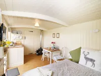 Bramble Hotels in Saint Kew