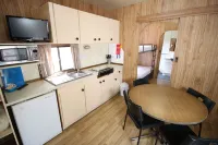 Adelaide Brownhill Creek Tourist Park Hotels in Crafers