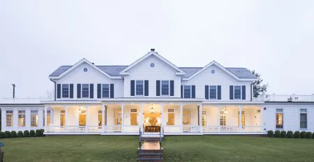 The Quogue Club Отели в г. Ремсенберг-Спеонк