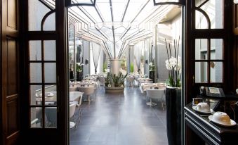Hotel la Reine