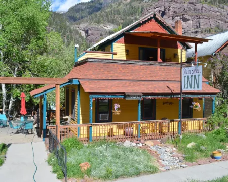 The Ouray Main Street Inn Hotels in Ouray
