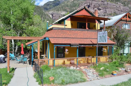 The Ouray Main Street Inn