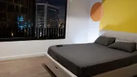 Cozy penthouse with a hot tub and an amazing view. 15 minutes from the airport.