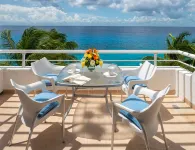 Excellent Oceanfront 2BR Condo, South tower, the Best Views in the complex!