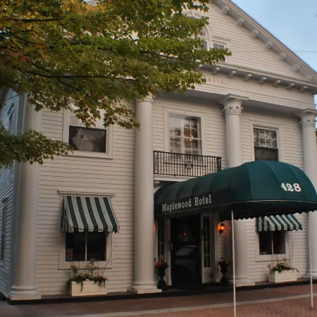 Maplewood Hotel