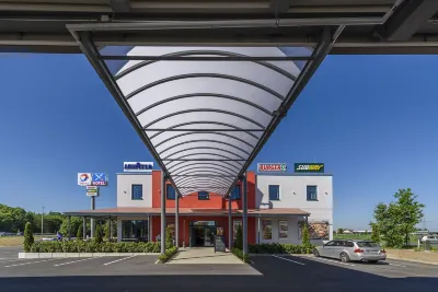 克洛彭堡飯店 Dipl.-Psych. Sigrid Hylla附近的飯店