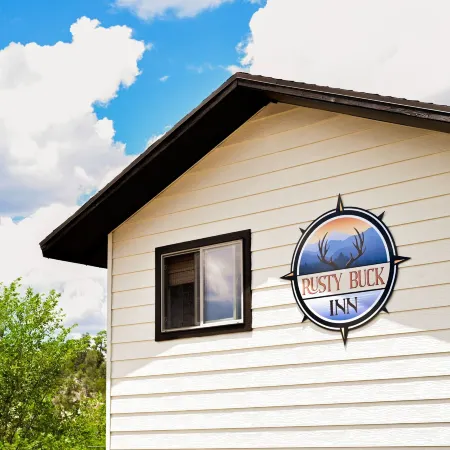 Rusty Buck Inn Отели в г. Хебер-Овергаард